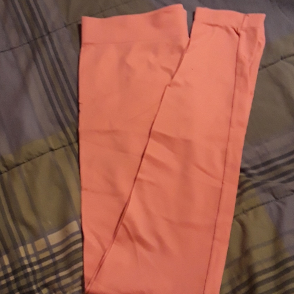 Orange/peach leggings